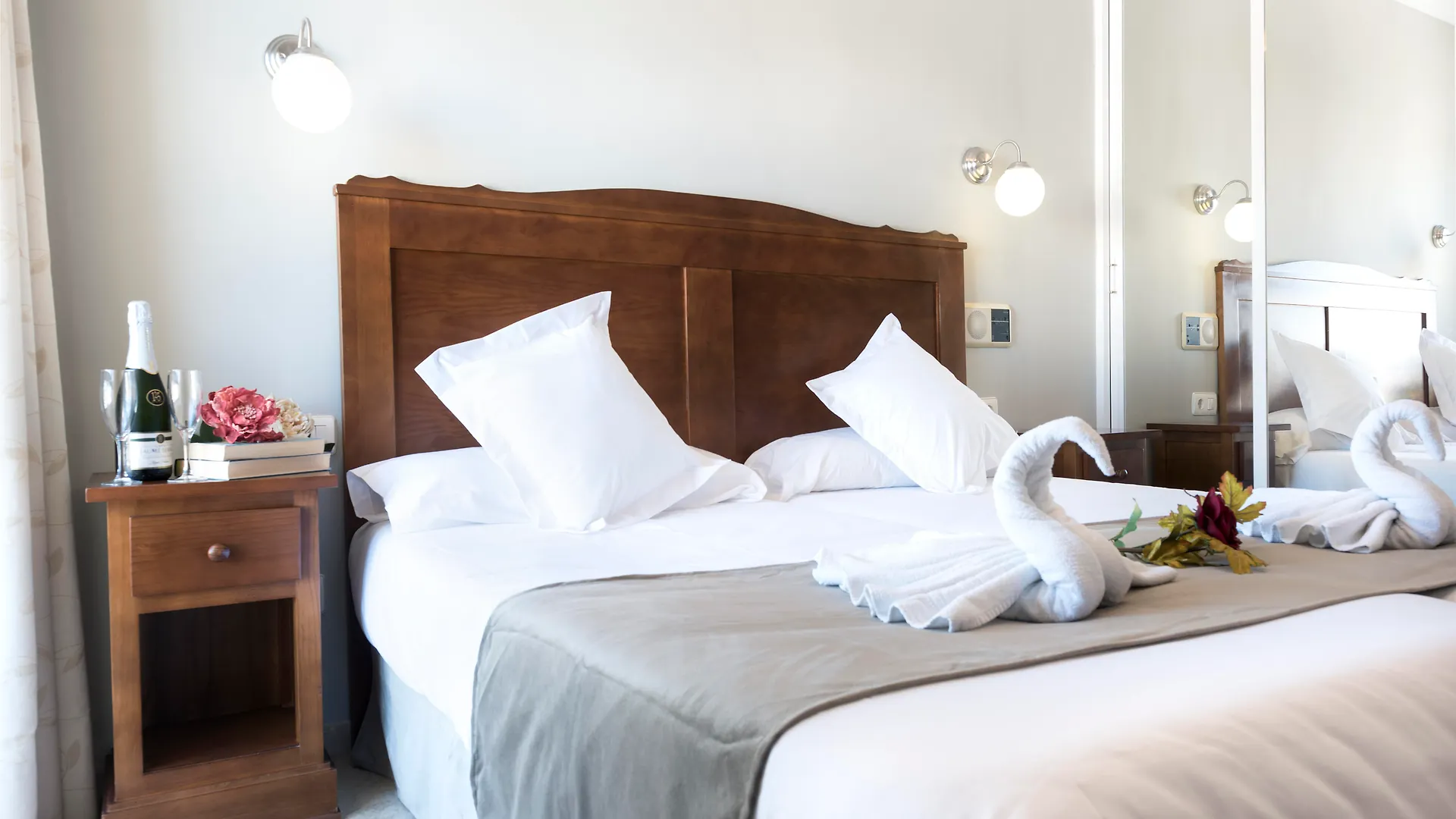 Hotel Toboso Chaparil Nerja 3*,  Spagna