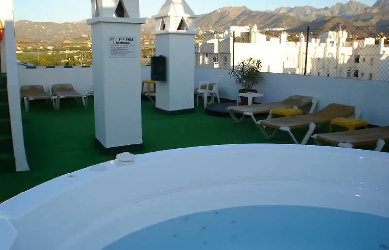 Hotel Toboso Chaparil Nerja 3*,